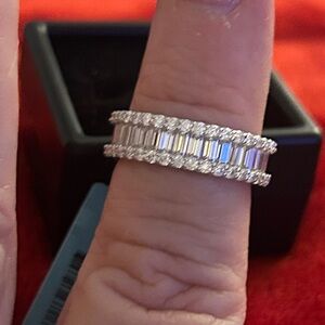 Luxury 3.43 CT Moissanite Diamond eternity band Ring 6 Retail $500